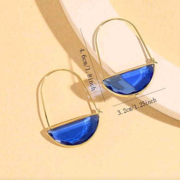 Minimalist royal blue glass dangle earrings; nwot - Picture 5 of 5